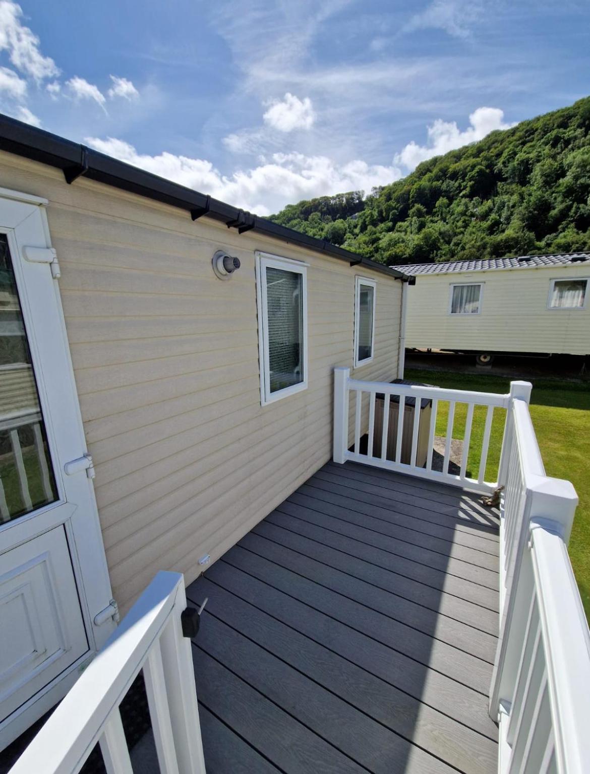 Cozy 2 Bedroom Static Caravan In Clarach Bay , 애버리스트위스 외부 사진